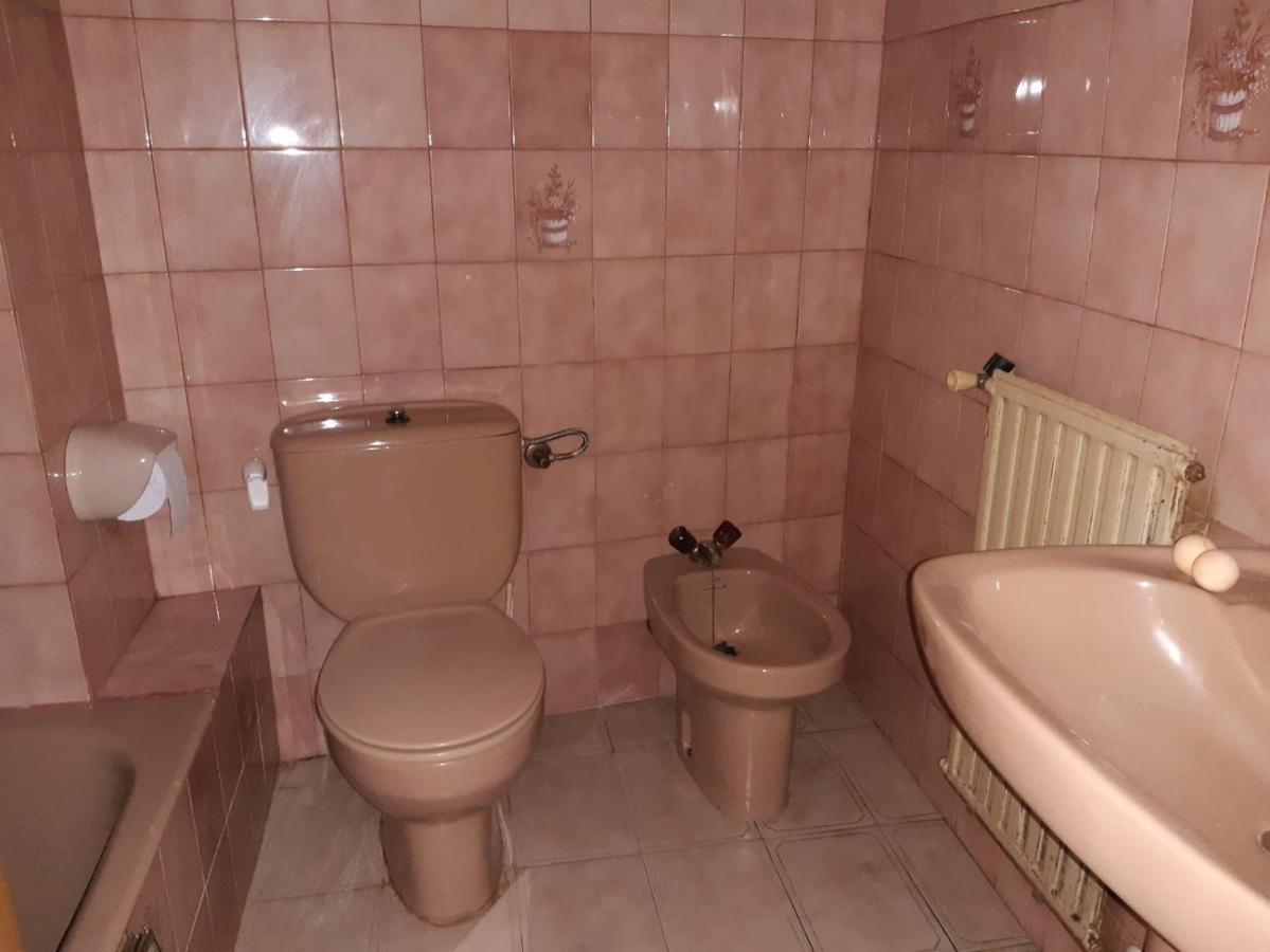 Bonito Apartamento Céntrico y Luminoso Pola de Lena Exterior foto